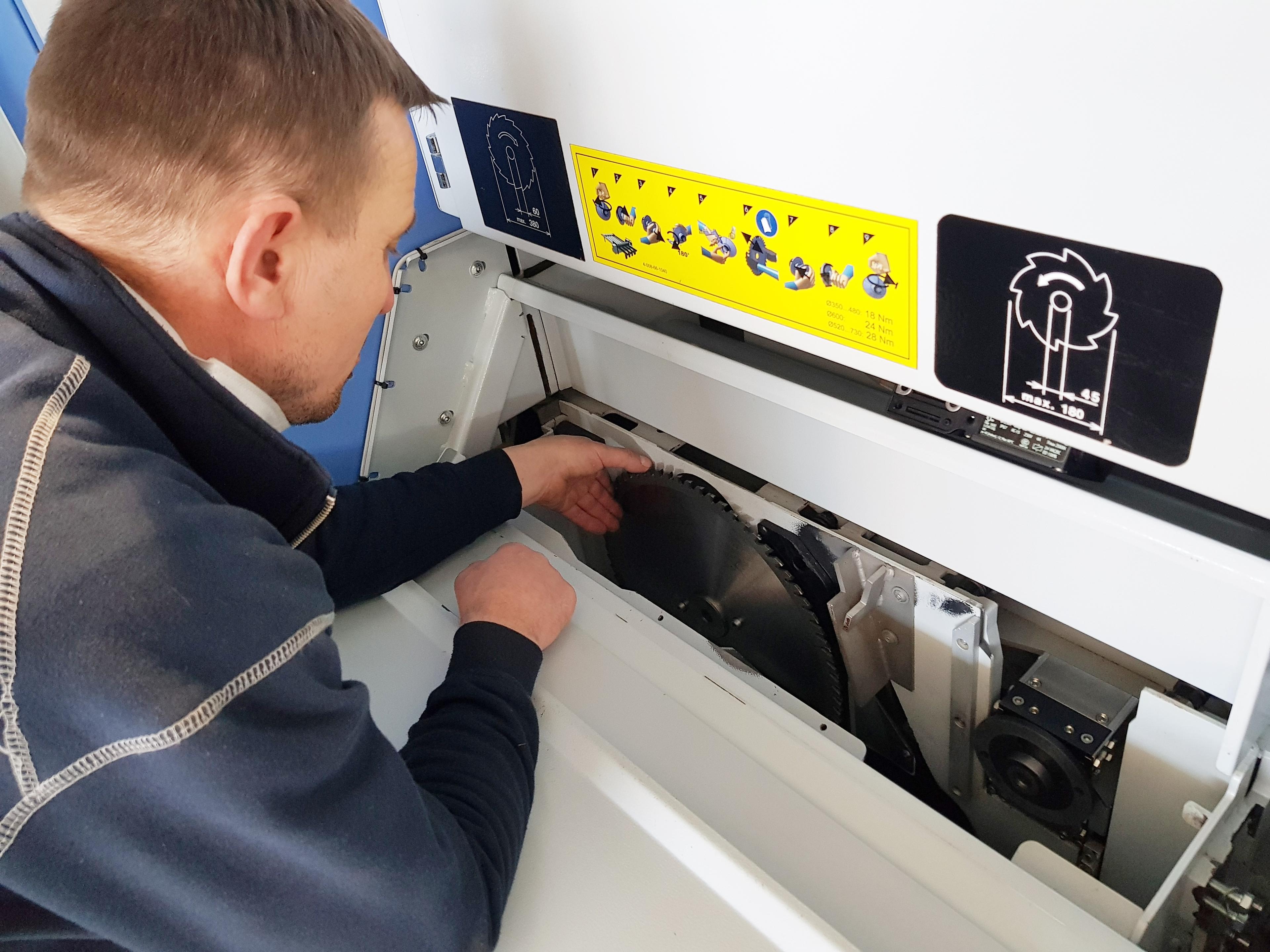 Panel Saws: Useful Tips for Routine Maintenance